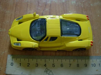 фото, Модель BURAGO - Ferarri Enzo,1:43