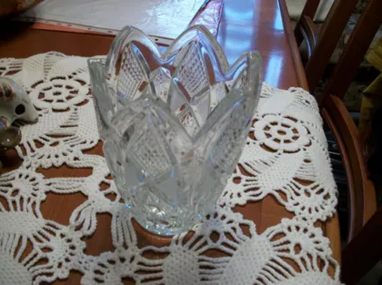 фото, Ваза Хрустальная СССР, 1960-е годы с лепестками [цена- мин] отличное состояние