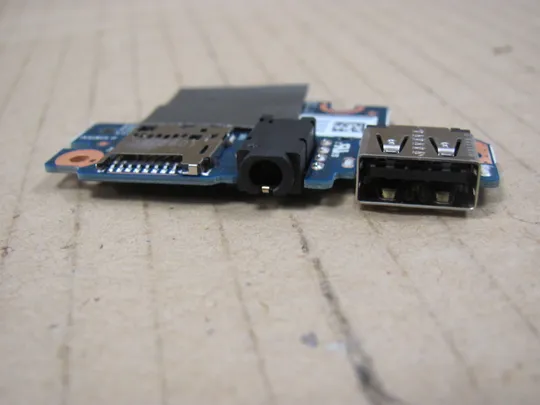 693-45 плата AUDIO USB SD card 0C1WNM  для DELL Inspiron 14 7400 оригінал З аукціону
