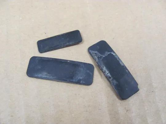 Купити 740-25 комплектуюче резинові ніжки на дно для  Acer Aspire F5-573G E5-575 P259 E5-573 E5-576 N16Q2 оригінал