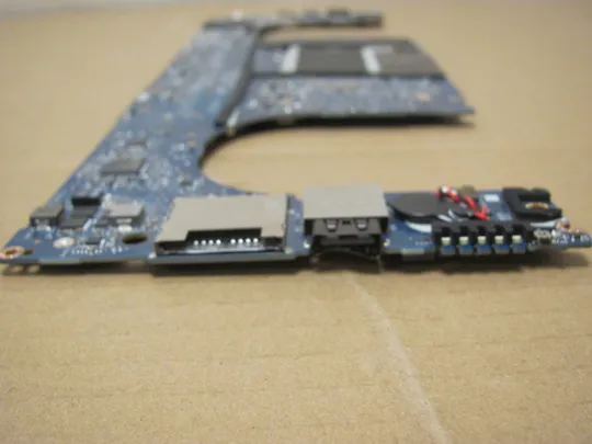 номер0944-10 материнська плата Mainboard Материнка Основна плата Системна плата Плата системи Laptop motherboard мамка ноутбучна плата AAM00 LA-C361P  SR2FU i7-6820HQ для  Dell Precision 5510, XPS 15 9550  оригінал Недорого