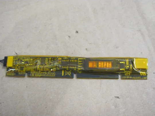 805-28 шлейф + плата LED 4H.V1772.191 для Apple Macbook A1181 13&quot; оригінал Де купити