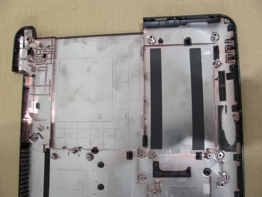 526-3 Кришка дно піддон корпуса 13N0-R7A0642 для Asus F555U X555L X555Q оригінал в Україні