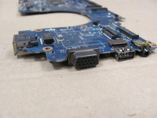 638-13 материнська плата SR3L8 i7-8650U DDM70 LA-F401P  для  Dell Latitude E5480 оригінал Продаж