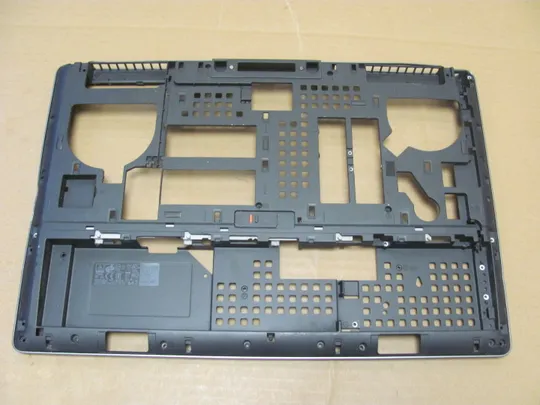 номер0999-1 Кришка дно піддон корпуса Нижний корпус (дно) для ноутбука Низ з type-c портом AM1DJ000411 04M07T  для Dell Precision 7710 7720 оригінал Ціна