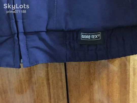 Курточка Wilson Gore-Tex размер L Недорого