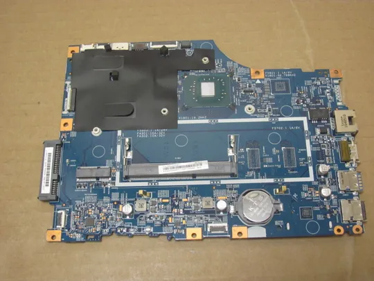 номер0929-37 материнська плата Mainboard Материнка Основна плата Системна плата Плата системи motherboard 448.08A03.0011 Celeron N3350  для Lenovo V110-15 V110-15IKB V110-15ISK оригінал Ціна