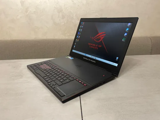 Купити Ігровий ноутбук Asus ROG Zephyrus GX501VI-GZ020T, 15,6 FHD IPS 120Hz, i7-7700HQ, 16GB, 1TB, nVidia GeForce GTX 1080 8GB