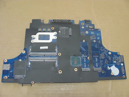 Купити номер1000-9 материнська плата Mainboard Материнка Основна плата Системна плата Плата системи Laptop motherboard мамка ноутбучна плата CAP10 LA-E321P  i7-6820HQ SR2FU для Dell Precision 7710 7720 оригінал