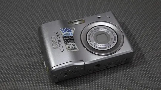 Цифровой фотоаппарат Nikon Coolpix L14 7.1Mpix Вживане З аукціону