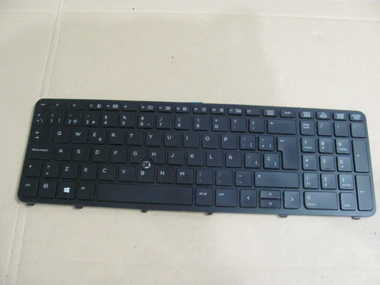 ноиер0612-3 клавіатура  ДОНОР 733688-071  для HP EliteBook ZBOOK 15 G2  оригінал Ціна