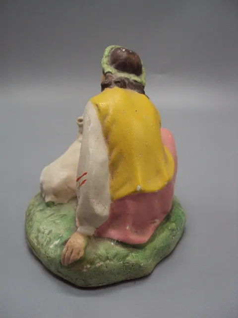 Фигура гипс статуэтка девушка и ягненок овечка украинка с ягненком овечкой высота 11,5 см №15607МЯ Продаж