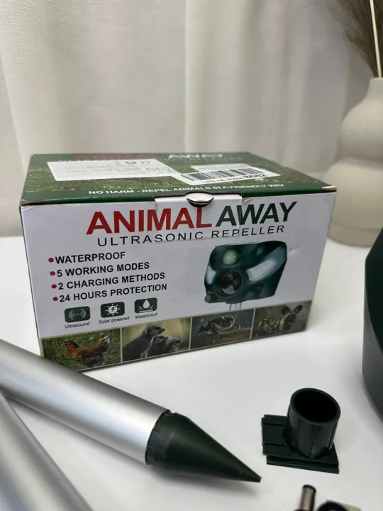 Ультразвуковий відлякувач тварин,із звуковим сигналом і спалахом Solar Animal Repeller (24) Інтернет-аукціон