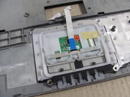 номер0249-44 Кришка панель палмрест та тачпад BA75-02422A для  Samsung R425 R430 оригінал Торговий майданчик