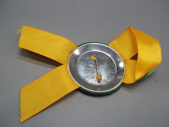 Знак сувенир 80 лет С юбилеем корона юбилей ленточка №17131 Де купити