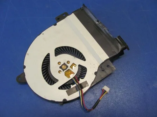 №90-11 Вентилятор (кулер, FAN) 13NX0080P01011 для ASUS P2520 PC оригінал З аукціону