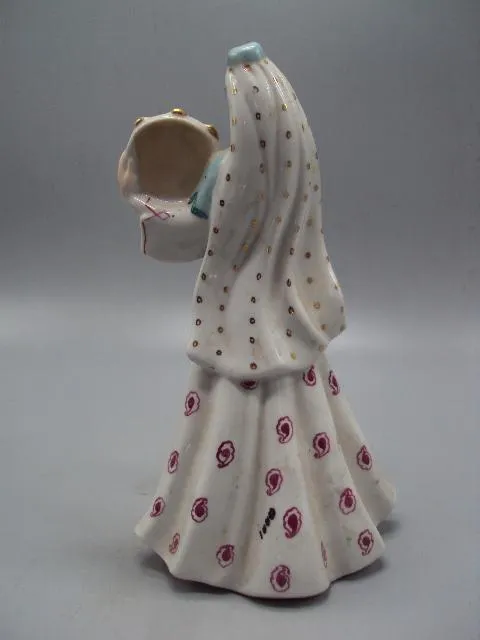 Фигура фарфор Киев девушка азербайджанка с бубном Восточный Азербайджанский танец 21,5 см №13917 Інтернет-аукціон