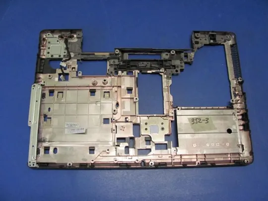 №352-3 Кришка нижня частина (дно, корито, піддон) корпуса для ноутбука HP ProBook 650 G1 Ціна
