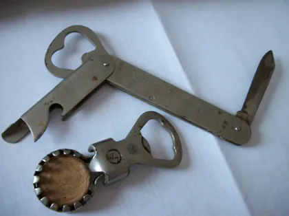 фото, 2-Две открывалки ссср ,1960-х годов, для бутылок [ретро]