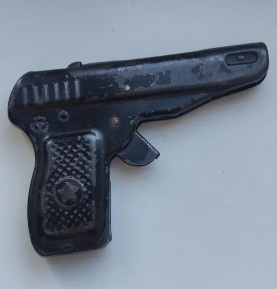 2 детских пистолетика СССР+ пистоны. старая цена, мечта мальчиков 70-х годов TH388 З аукціону