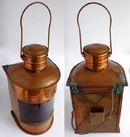 Ліхтар бортовий лівий червоного світла мідь 1950-ті Зах. Німеччина З аукціону