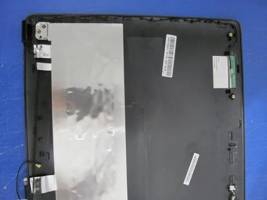 №255-4 кришка матриці 13N0-Y2A0411 для MSI A6400 CX640 CR640 CX640DX MS-16Y1 оригінал Інтернет-аукціон