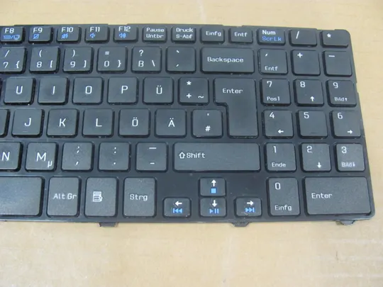 номер0333-1 клавіатура keyboard  0KN0-XV1GE28  для MEDION AKOYA X6816  E7220  оригінал Інтернет-аукціон