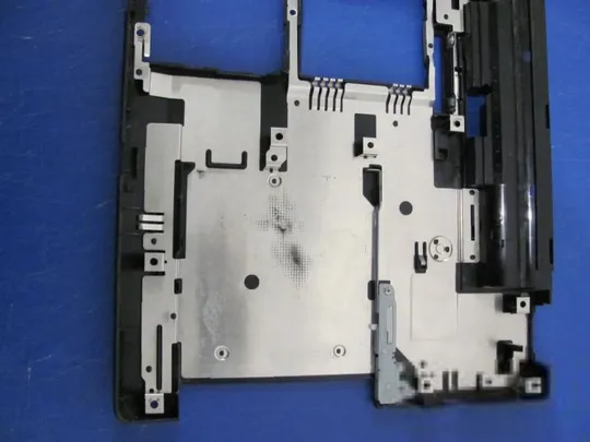 №132-19 Кришка (дно, корито, піддон) корпуса для LIFEBOOK E752 оригінал Де купити
