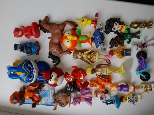 Набір фігурок різних мультгероїв Ціна