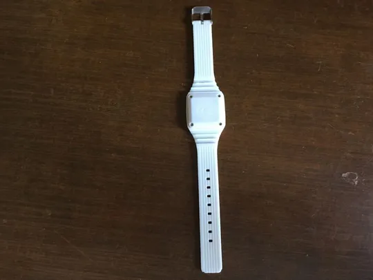 Часы детские тонкие с проблемкой Продаж