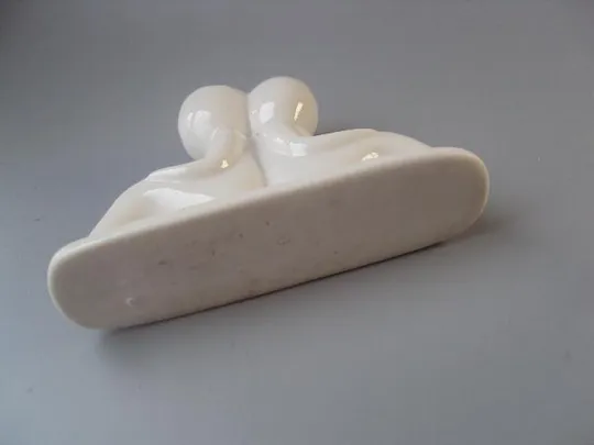 Фигура фарфор подсвечник миниатюра пара сидит №10352 Інтернет-аукціон