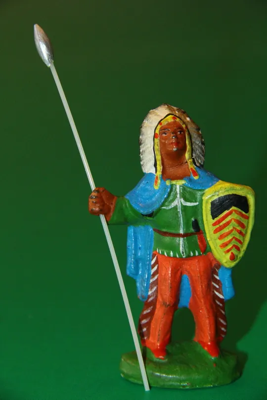 ВОЖДЬ ІНДІАНЕЦЬ ІЗ ЩИТОМ ТА СПИСОМ индеец 70-75мм ГДР (масса-композит) LISANTO Антон Редер Ціна