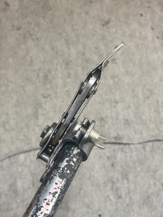 Кусачки для дроту на вінтовку Мосіна часів першої світової війни в дуже доброму стані З аукціону