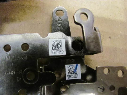 76-6 кріплення з петлями AM15A000100 для HP ProBook 450 G2 455 G2 оригінал З аукціону