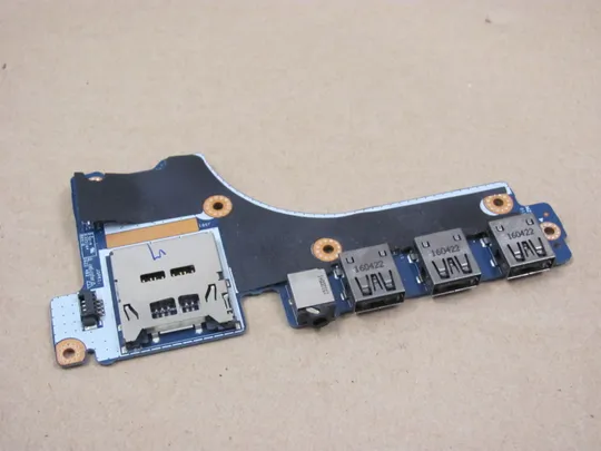 номер0904-4 плата USB, AUDIO, Cardreader AAPA0 LS-C543P для Dell Precision 7510 7520 P53F  оригінал Ціна