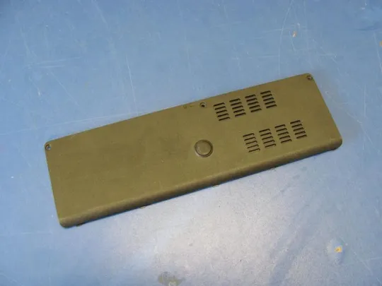 номер0087-6 Сервісна кришка WIS604YU0500 для ноутбука Acer Aspire E1-522 корпус панель доступу кришка доступу service cover оригінал Ціна