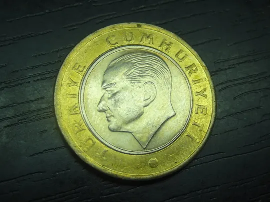 Купити 1 ліра 2019 Туреччина
