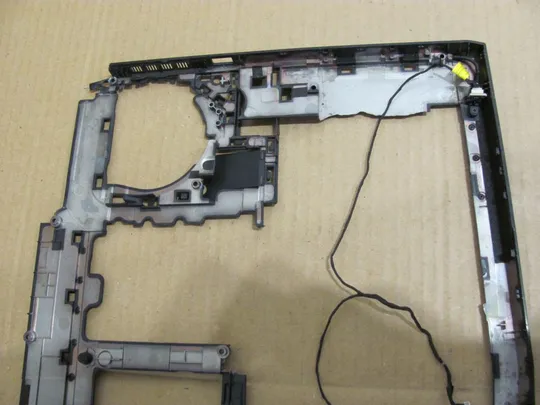 577-1 Кришка дно піддон корпуса AP1JM000500 0F9V34 для DELL Alienware 15 R3, оригінал в Україні