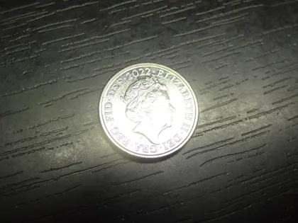 фото, 5 пенсів 2022 Британія