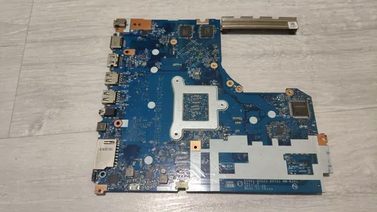Купити материнська плата робоча Lenovo 330-15ikb 330-15 dg421 dg521 dg721 nm-b242 rev:1.0 Pentium 4415u 2gb Geforce mx110 + 4gb озу