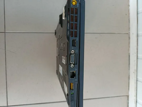 Ультрабук Lenovo ThinkPad X201 / 12.5" (1280х800) TN / Intel Core i5-520M (2 (4) ядра по 2.4 - 2.93 GHz) / 8 GB DDR3 / 250 GB SSD / WebCam / Fingerprint Де купити