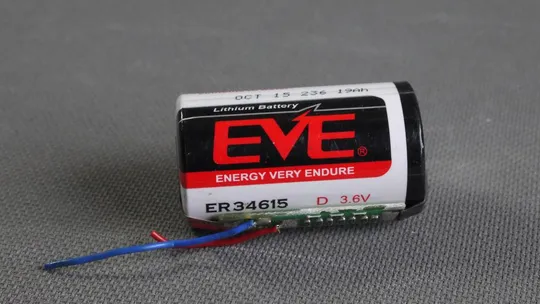 литий-ионная батарея Li-ion ER34615 D 3.6V 19000mAh для LED фонариков 12В Де купити