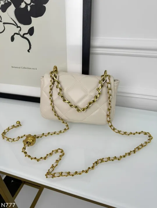 Сумочка через плече на довгому декоративному ланцюжку Інтернет-аукціон