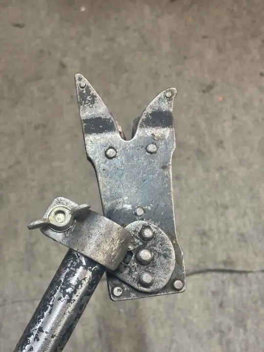 Кусачки для дроту на вінтовку Мосіна часів першої світової війни в дуже доброму стані Продаж