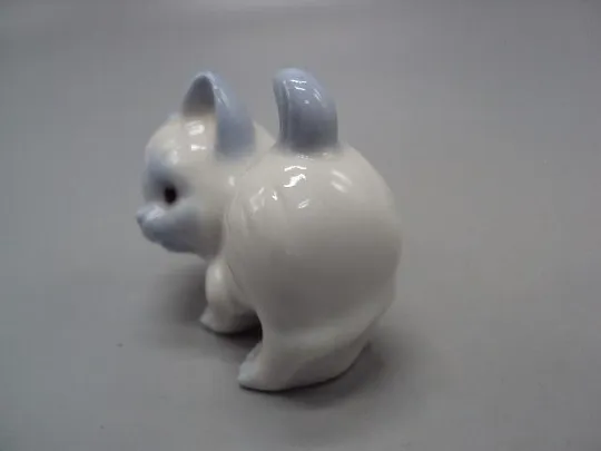 Купити Фигура фарфор статуэтка котенок миниатюра котик Германия кот высота 4,7 см под реставрацию №13720