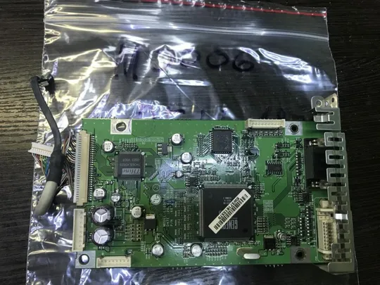 M0006 Dell 1800FP скалер монитора Ціна