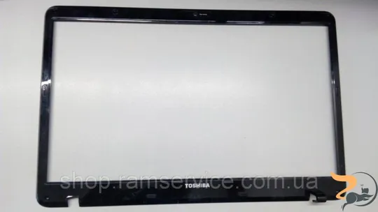 Рамка матриці корпуса для ноутбука Toshiba Satelite L670D-13T, б/в Ціна