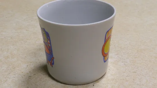 Чашка дитяча стара радянська порцеляна Слон та літера "С" Полонне Вживане З аукціону