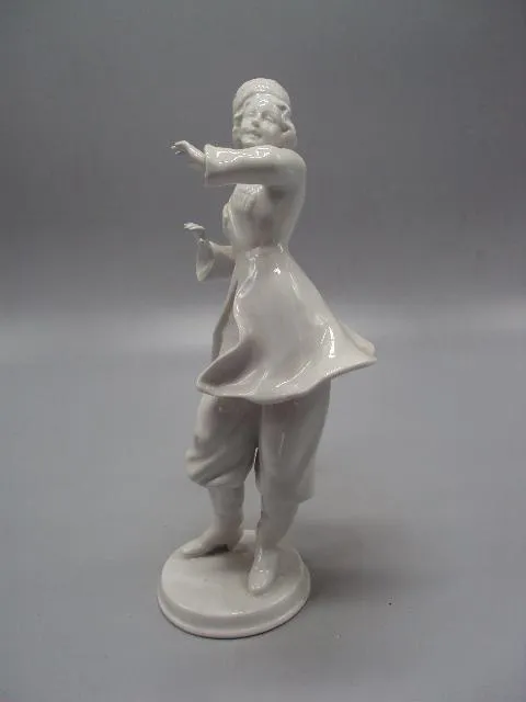Фигура фарфор статуэтка Wallendorf Германия Валлендорф девушка казачка танцует казашка 21,5 см №72 З аукціону