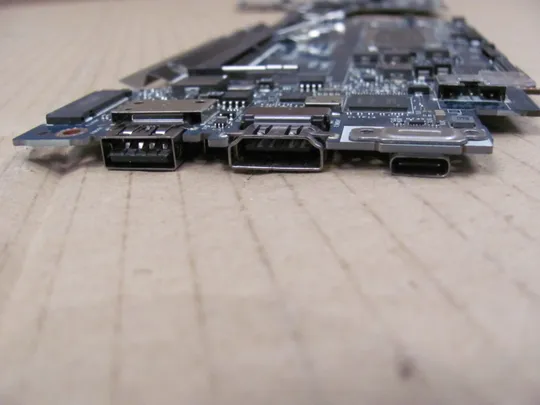 697-51 материнська плата EDC30 LA-G861P SRF9Z i5-8365U  для Dell Latitude 7300 E7300 5300  оригінал Де купити